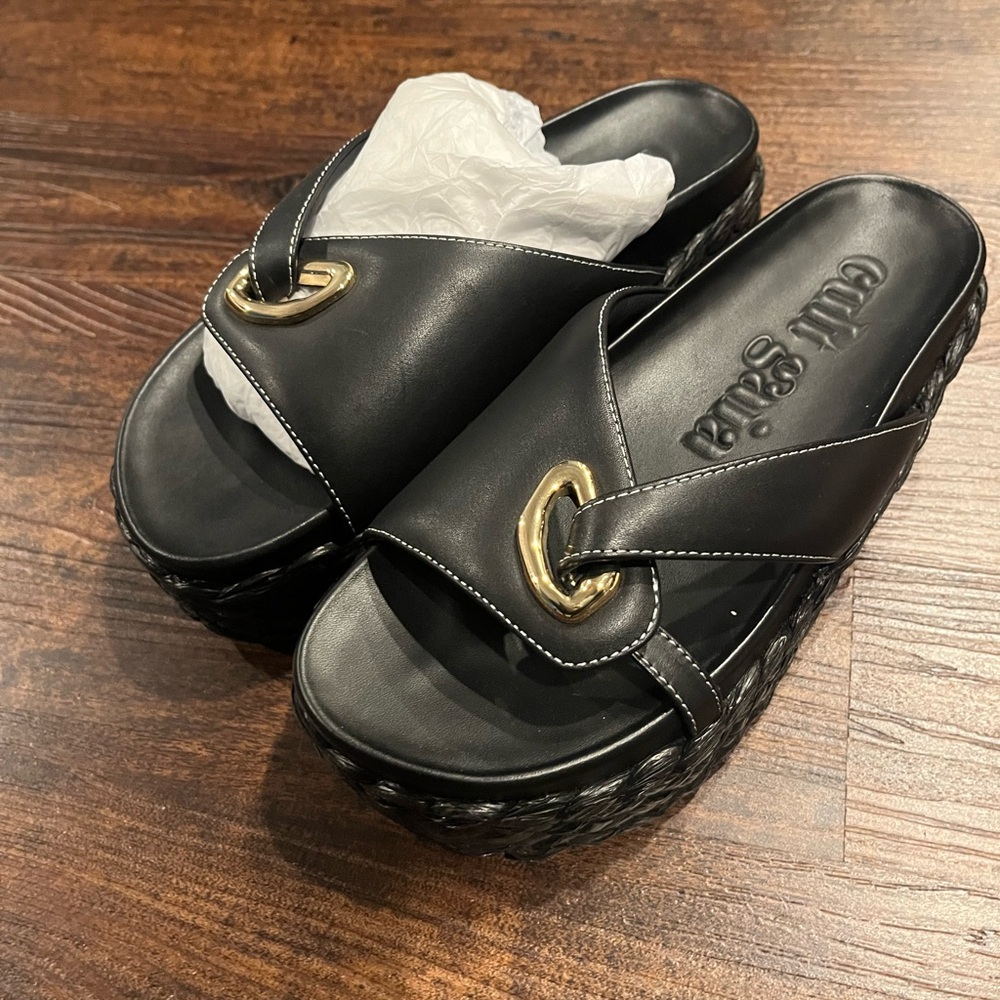 BRAND NEW! Cult Gaia Blythe Black Platform Sandals with Gold Detail